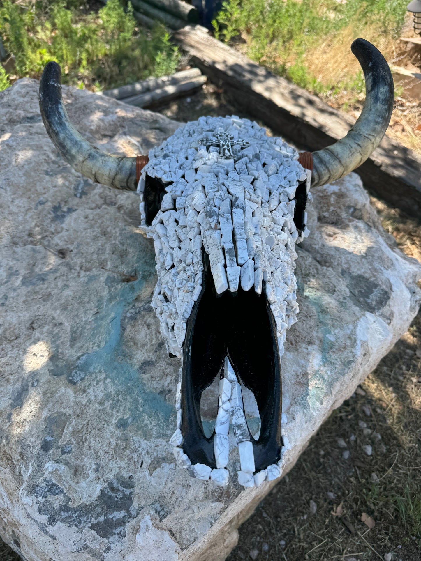 KingsTurquoise Cow Skull huge